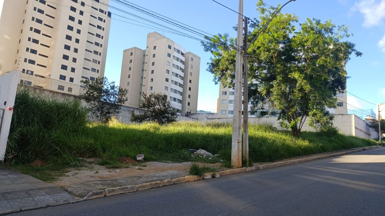 Área Comercial de Alto Potencial na Av. Luís Eduardo Magalhães — foto 2